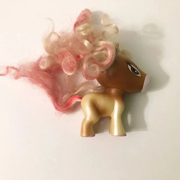 MGA  Bratz Circuz Ponyz Shayla Circus Pony Toy TLC - Picture 3 of 16